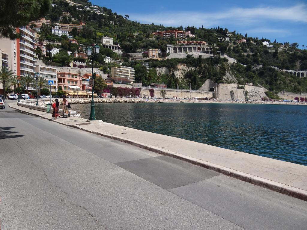 Les Pieds Dans L' eau NOUVEAU REFAIT À NEUF COMPLETE RENOVATION Villefranche-sur-Mer Extérieur photo